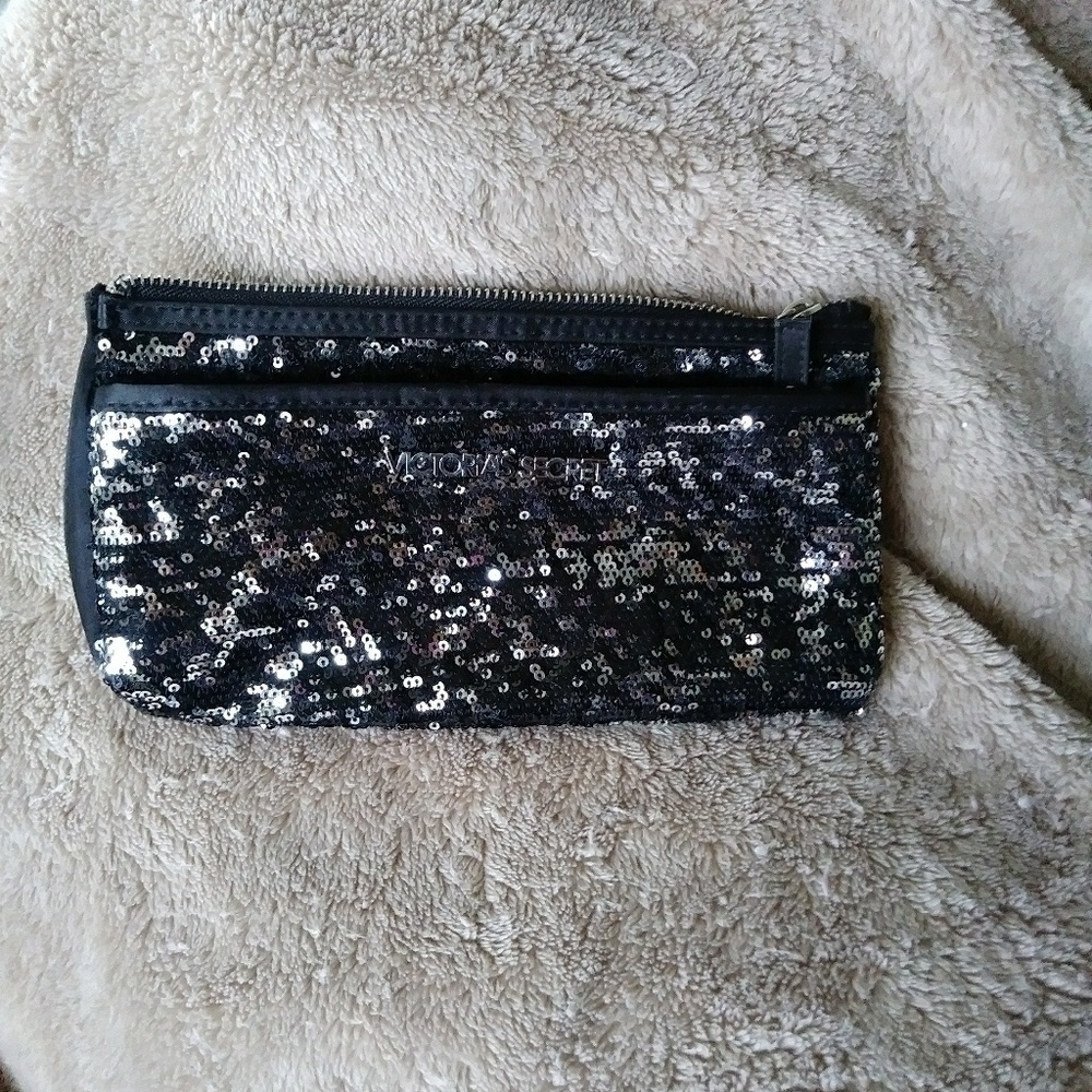 🌟Victoria Secrets Sequin Clutch/Makeup Bag